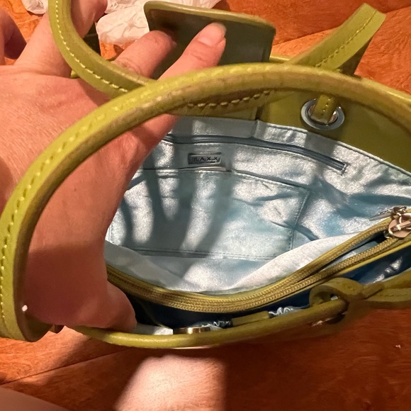 Maxx New York green purse - Picture 3 of 10